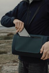 Плед для пикника VINGA Baltimore из переработанного полиэстера RCS, 150х130 см, темно-синий