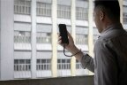 Ремешок на руку для телефона Lany Eco, серый
