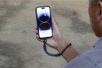 Ремешок на руку для телефона Lany Eco, серый