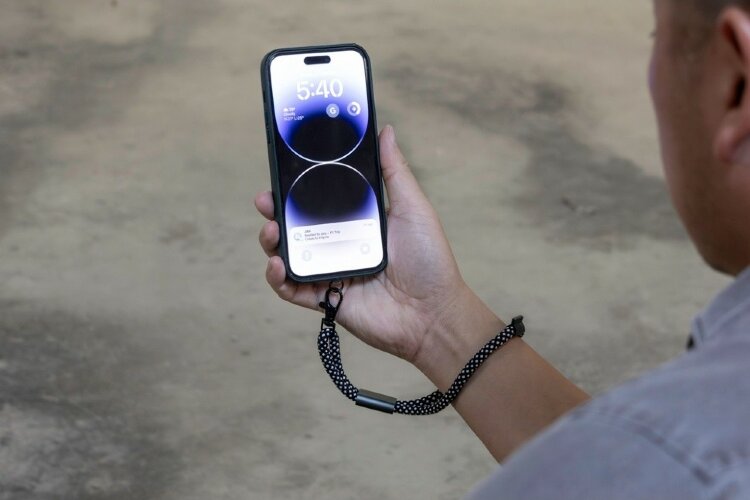 Ремешок-держатель для телефона на запястье Lany Wristband Eco, серый
