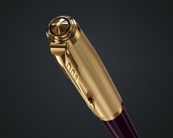 Шариковая ручка Parker 51 DELUXE PLUM GT, стержень: M, цвет чернил: black, в подарочной упаковке