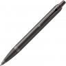 Шариковая ручка Parker IM Monochrome Black, стержень:M, цвет чернил: blue, в подарочной упаковке
