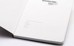 Тетрадь Pininfarina Stone Paper Banksy Метатель цветов 14х21см каменная бумага, 64 листа, линованная